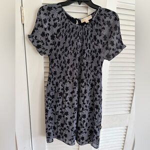 Michael Kors dress beautiful color and good fit  size xs but loose fit